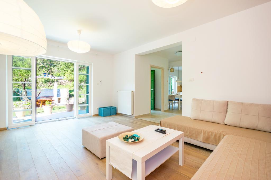 Apartment Barbina Kastelina Sveti Juraj Zimmer foto