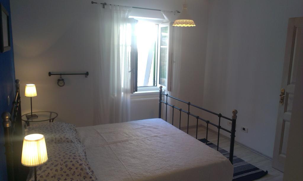Apartment Barbina Kastelina Sveti Juraj Zimmer foto